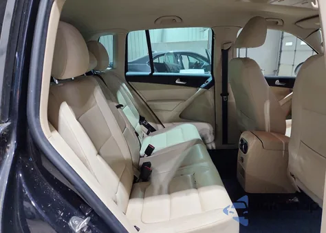 2012 Volkswagen Tiguan S из США, поврежденный, VIN WVGAV7AX4CW525814